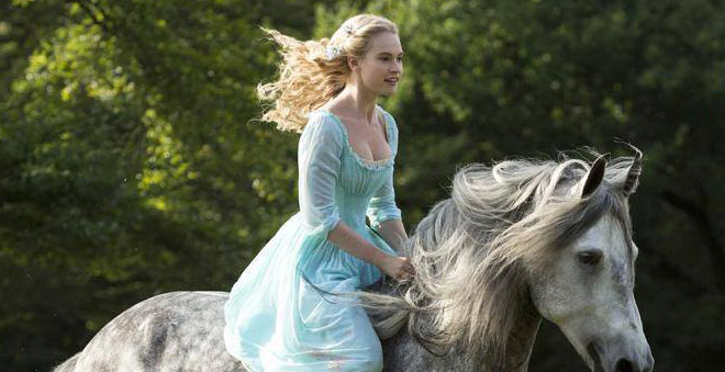  Disney lança teaser do seu novo filme: «Cinderella»