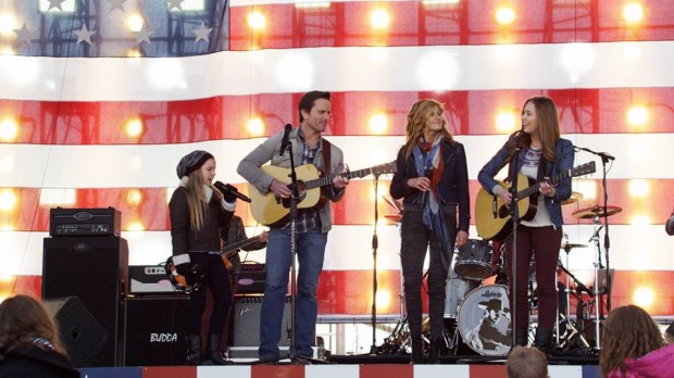  Atuações ao vivo na estreia da terceira temporada de «Nashville»