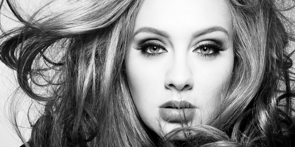  Mais um recorde para Adele: Vídeo de «Hello» torna-se o mais visto de sempre em 24 horas