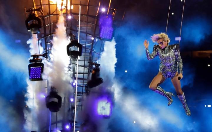  Lady Gaga conquista segunda maior audiência do «Superbowl Halftime Show»