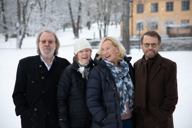  ABBA lançam o vídeo do seu primeiro single de Natal «Little Things»