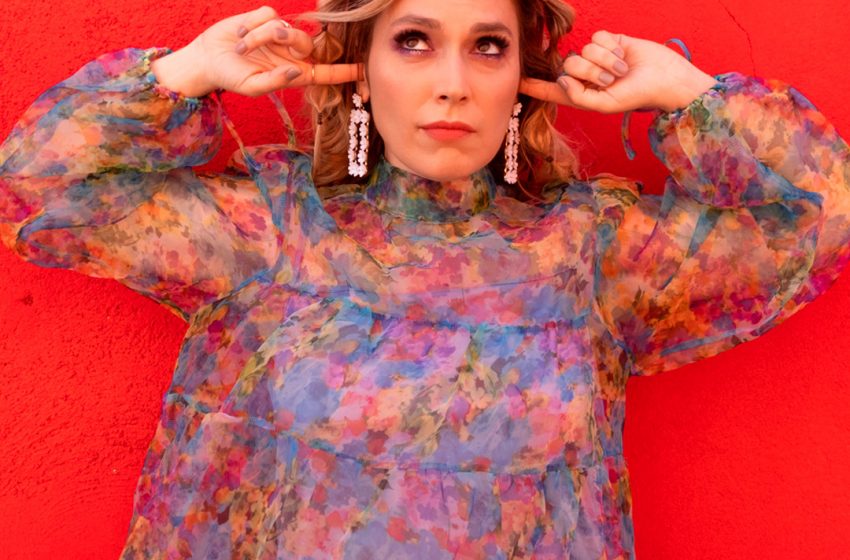  «Orelhas Moucas» é o novo single de Ana Bacalhau