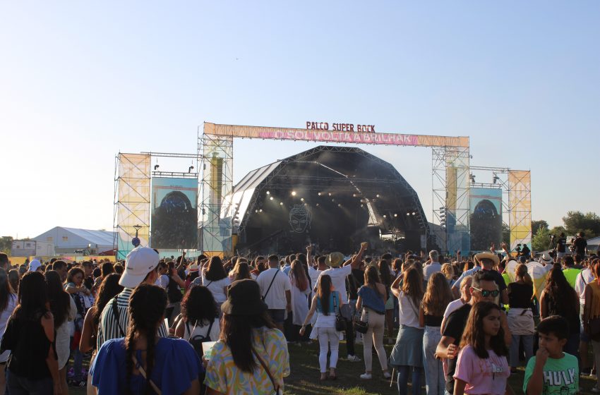 O Sol da Caparica 2022: 30 mil pessoas no primeiro dia do festival