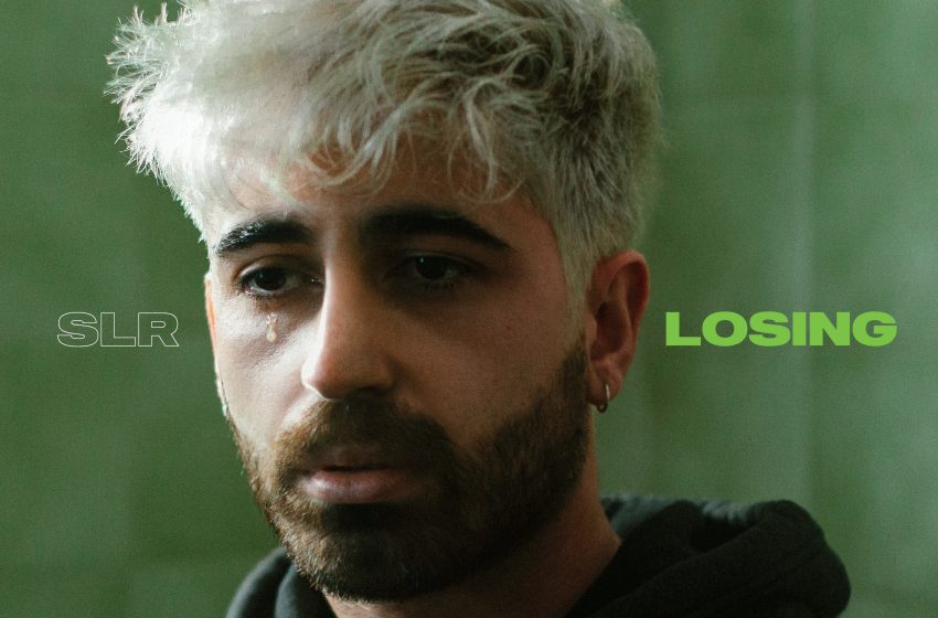  «Losing» é o EP de estreia da banda SLR