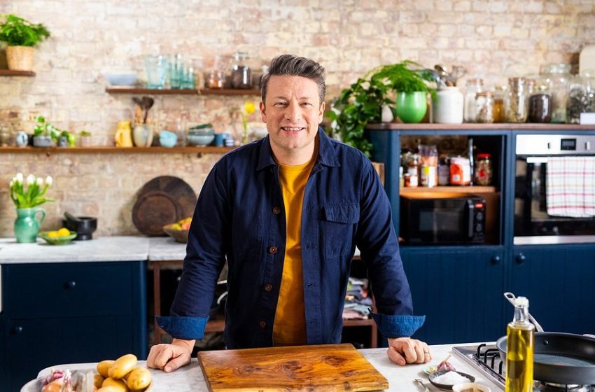  Jamie Oliver regressa ao 24Kitchen com receitas novas e económicas